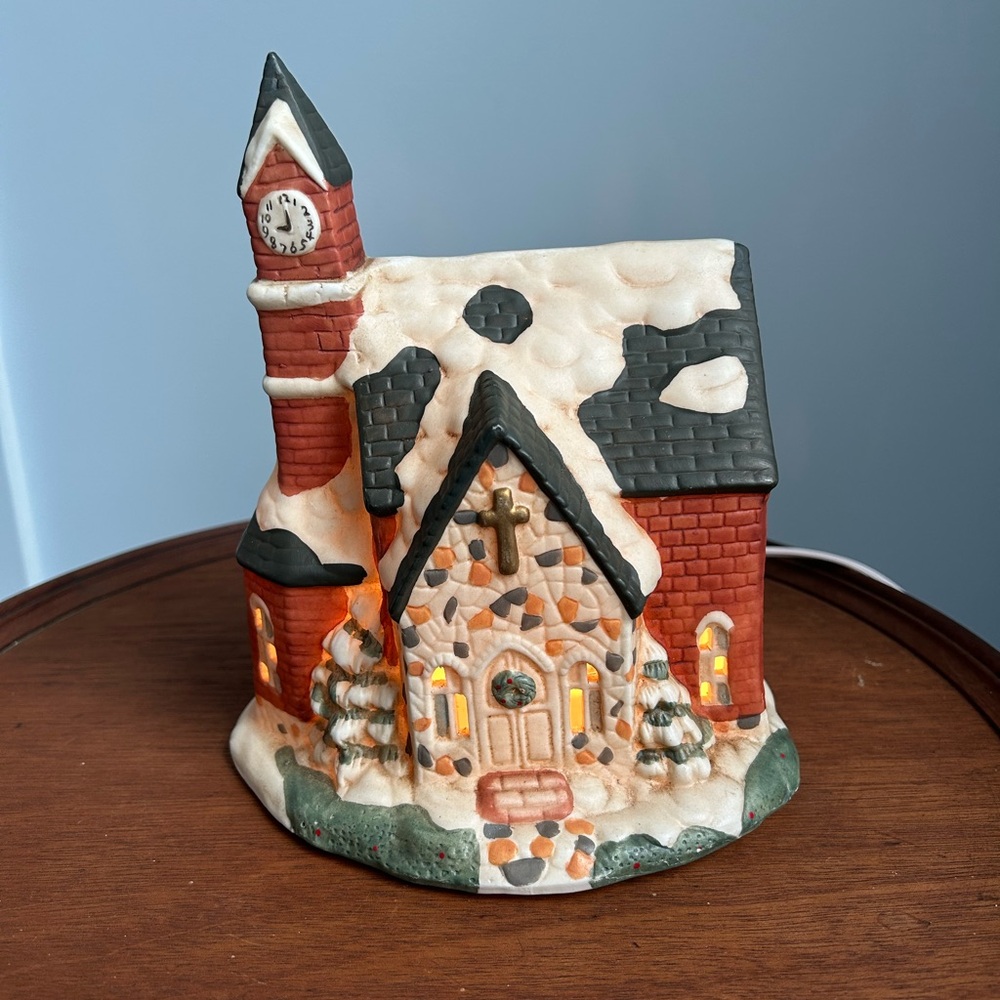 Dickens Victorian Collection Lighted House